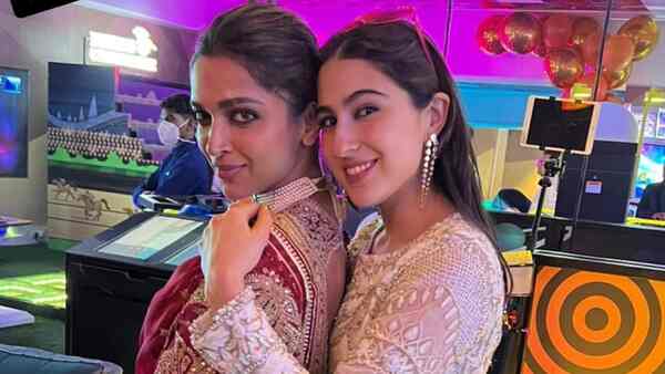 Deepika Padukone is '#1 in every way' for Sara Ali Khan; their photo goes viral