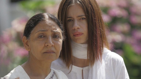 Deepti Naval and Kalki Koechlin in Goldfish