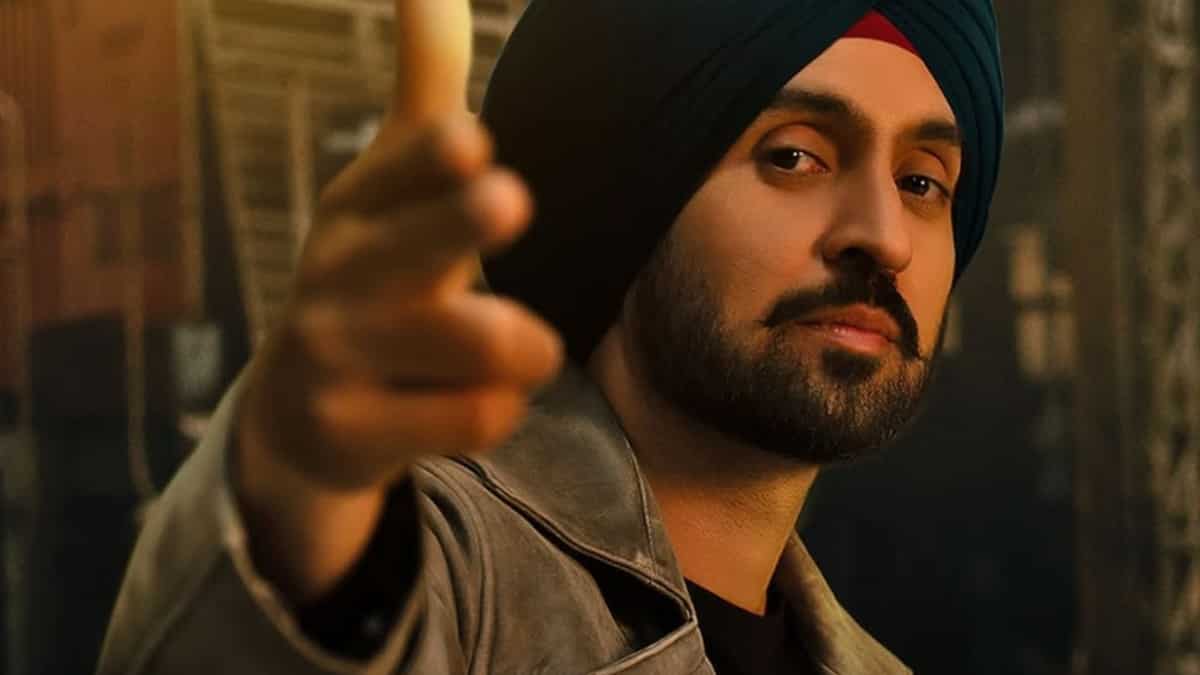 https://www.mobilemasala.com/movies/Diljit-Dosanjh-Rewells-Detective-Sherdil-First-Look-Sardar-G3-Chudelus-Introduction-i379520