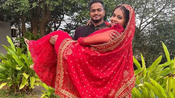 Devoleena Bhattacharjee's brother unhappy with her wedding to Shahnawaz Sheikh? His cryptic message hints so