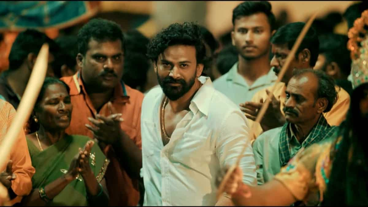 Head Bush Trailer: Dhananjaya rocks bell bottoms, splatters blood as he ...