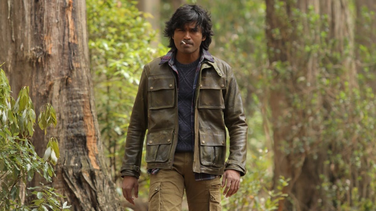 Dhanush to return to direction, ropes in THESE actors for a film to be bankrolled by leading production house