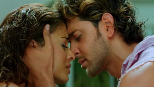Aishwarya Rai Bachchan had once got legal notices for her steamy Dhoom 2 kissing scenes with Hrithik Roshan