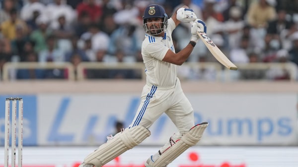 IND vs ENG - Heartbreak for Dhruv Jurel as he is bowled for 90; India's innings ends at 307, trail by 46 runs