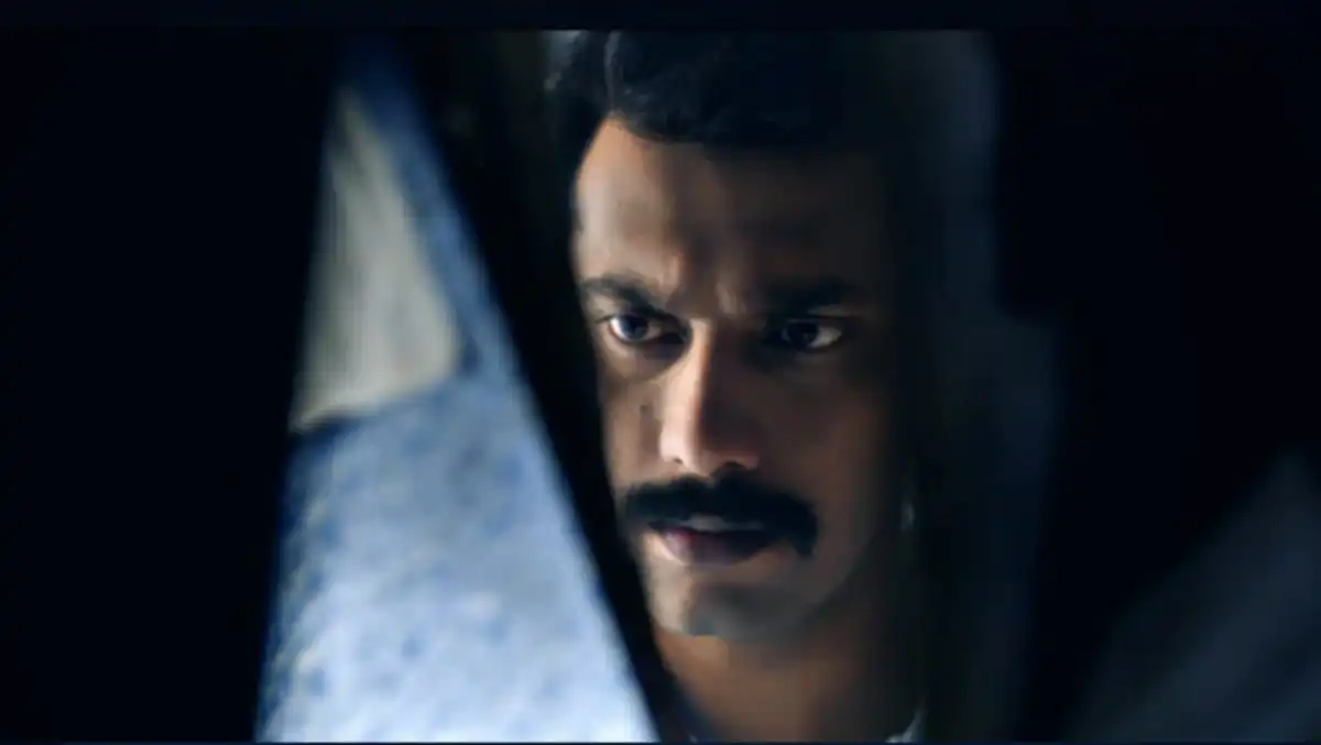 Diary trailer: Arulnithi comes up with yet another thriller; the film's based on mysterious bus accidents
