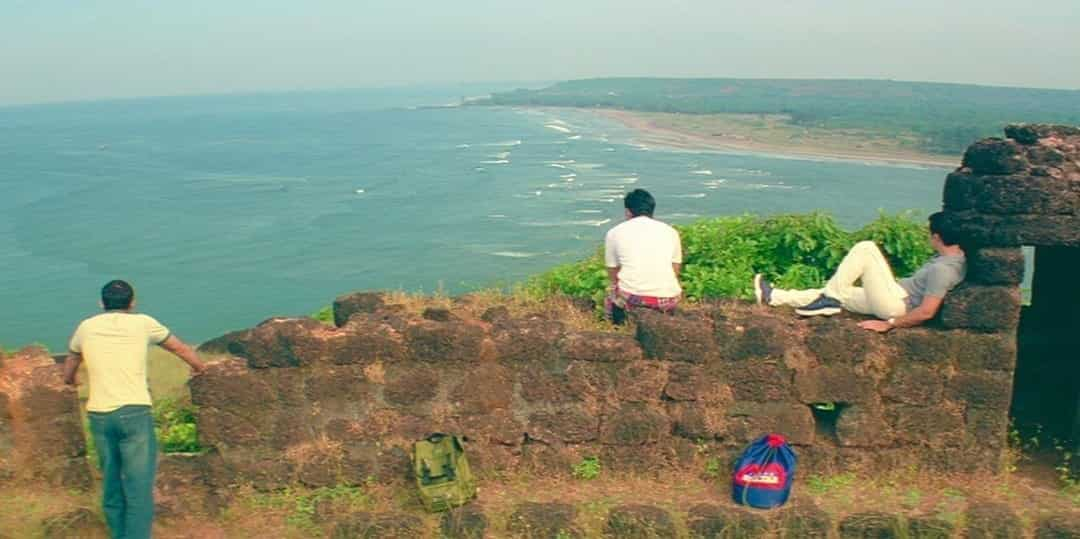 20-years-of-dil-chahta-hai-revisiting-the-iconic-goa-fort-scene-that