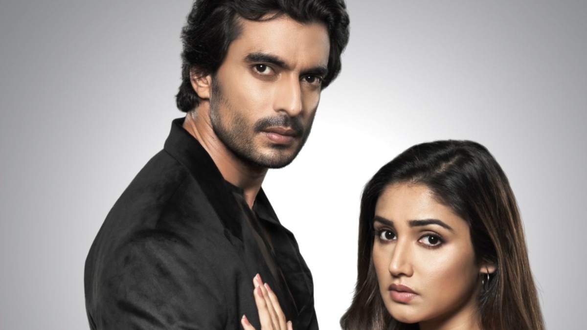 Exclusive! Tu Zakhm Hai Season 2: Donal Bisht and Gashmeer Mahajani are watching the show like audience members   Donal Bisht plays Kavya and Gashmeer Mahajani plays Viraj Trehan in the show, the second season of which has been getting a lot of love from audiences  Arundhuti Banerjee  Actors Donal B