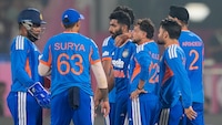 https://images.ottplay.com/images/dont-disturb-chetta-suryakumar-yadavs-cheeky-banter-with-sanju-samson-goes-viral-1769707623.jpg