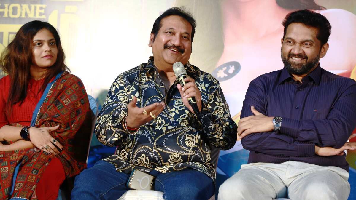 Dorothy Jai, Mano and Prabhu Thilak 