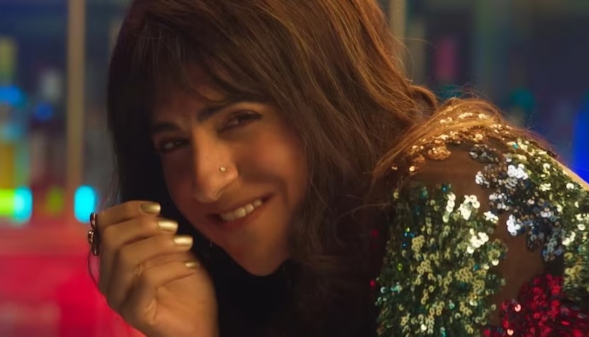 Ayushmann Khurrana celebrates Dream Girl 2 entering Rs 100 crore club with a massive cake – watch video