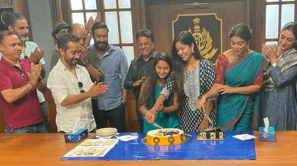 Drishyam 2: Shriya Saran shares photos from the wrap of Ajay Devgn starrer; thanks the ‘best crew ever’