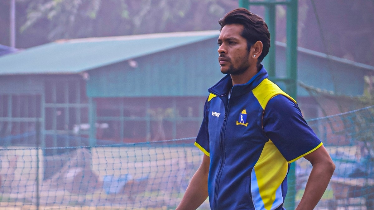 Exclusive Ravi Kumar: "Want to learn from Shami, Mukesh and Akash as much as possible," the left-armer is ready to contribute to a star-studded Bengal bowling lineup