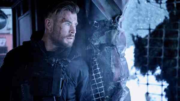 Extraction 2: Chris Hemsworth shares exclusive footage of helicopter takedown