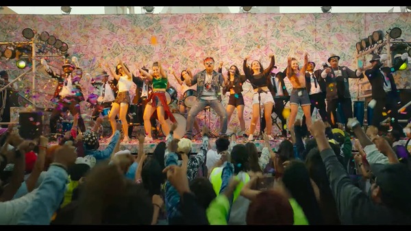 Lab Dab Dabboo promo: Venkatesh, Varun Tej’s song from F3 seems fun and funky