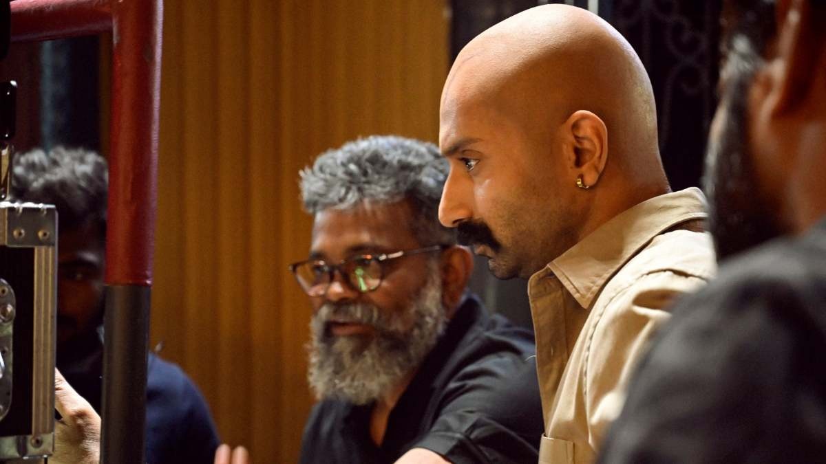 Pushpa 2 The Rule on-set photo: Fahadh Faasil's Bhanwar Singh Shekhawat 'returns with vengeance'