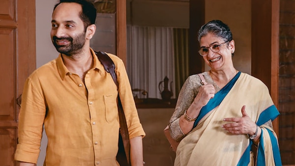 Fahadh Faasil and Viji Venkatesh in a still from Pachuvum Athbutha Vilakkum