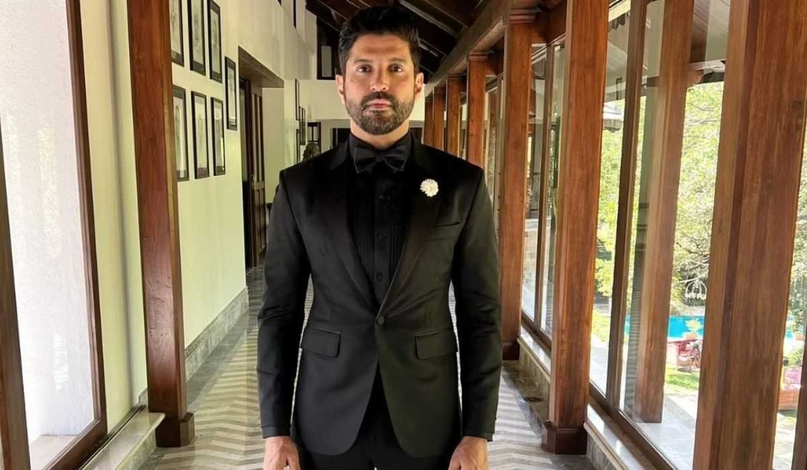 Farhan Akhtar on challenges while shooting Hrithik Roshan-starrer Lakshya in Ladakh - 'Roads were terrible, there was hardly...'