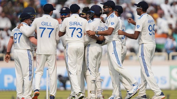 IND vs ENG - Fifer for R Ashwin as India need 192 runs to win; Rohit, Yashasvi start with intent