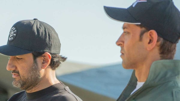 Hrithik Roshan wishes Fighter director Siddharth Anand on his birthday; shares a glimpse from the set of the Deepika Padukone starrer