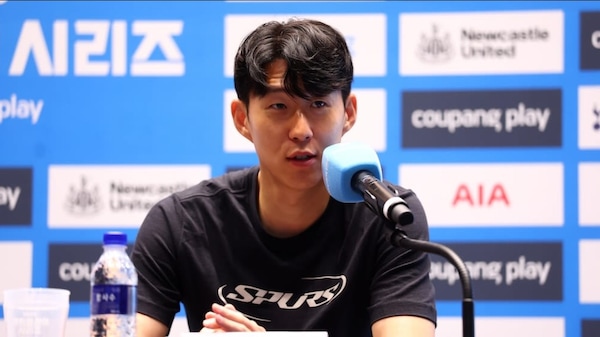 Son announced his plans via a press conference. Image | Spurs