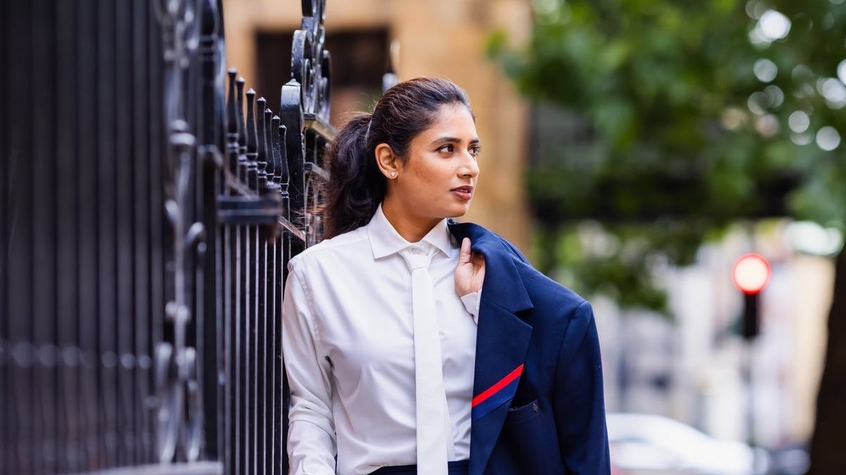 Former Indian cricketer Mithali Raj stuns in power suit photos, fans go gaga over her 'suited look'