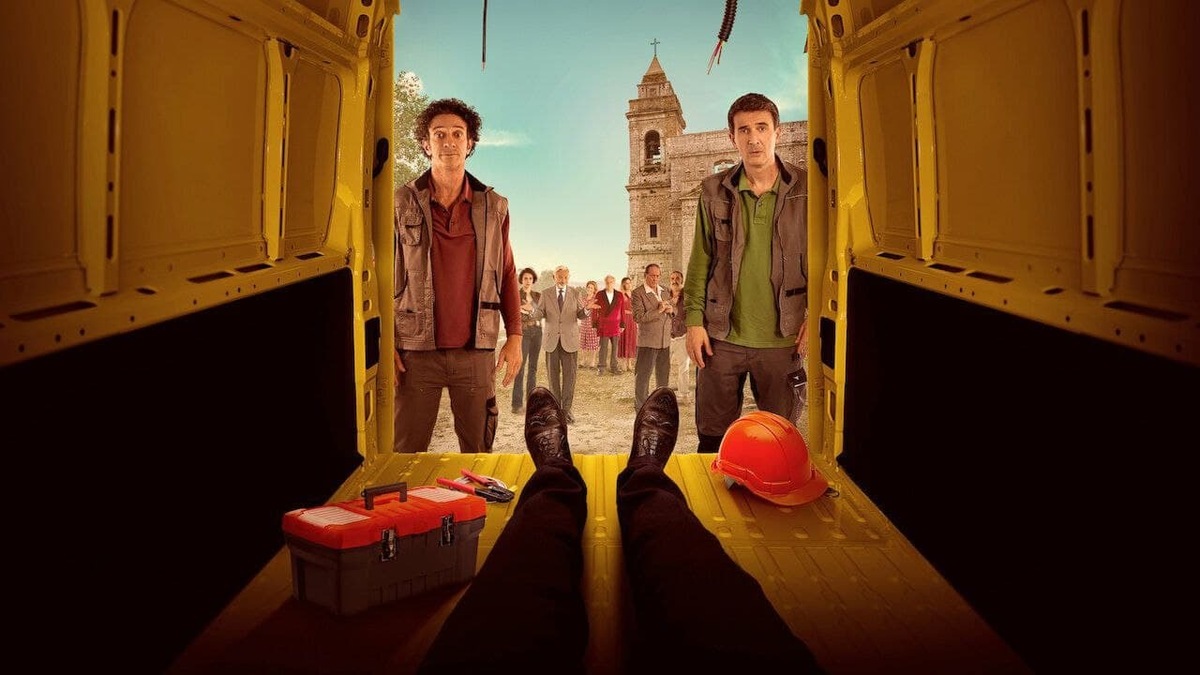 Framed: A Sicilian Murder Mystery Season 1 review: The absolute blend of mystery and comedy keeps you occupied