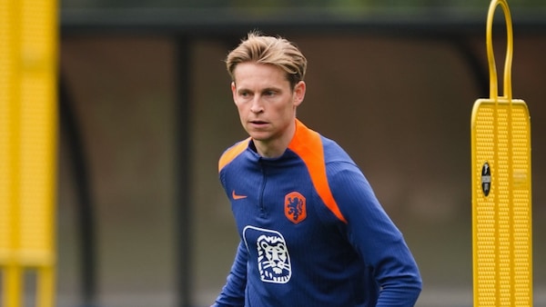 Frankie de Jong during training. Image @OnsOranje on X