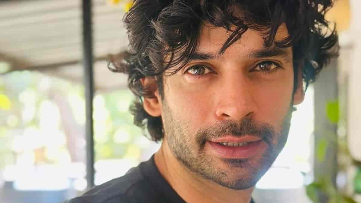 Asur 2 actor Gaurav Arora reveals how he takes a break from social media