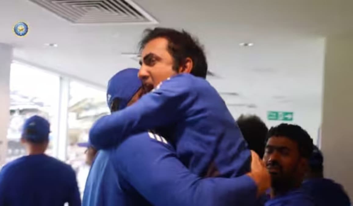 WATCH: Gautam Gambhir, Morne Morkel celebrate wildly in dressing room after India's dramatic victory against England in 5th Test