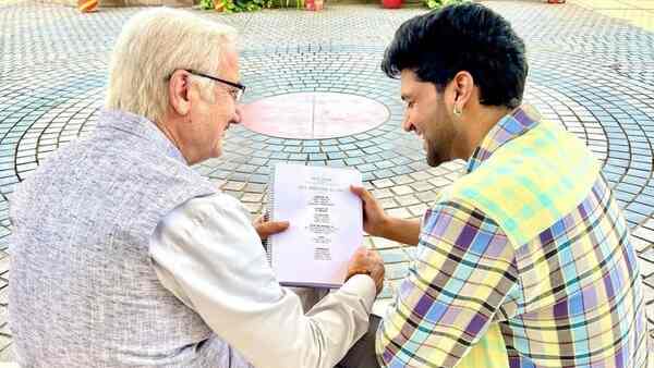 Guru Randhawa to make his acting debut opposite Anupam Kher; former says he ‘couldn’t have asked for a better launch’