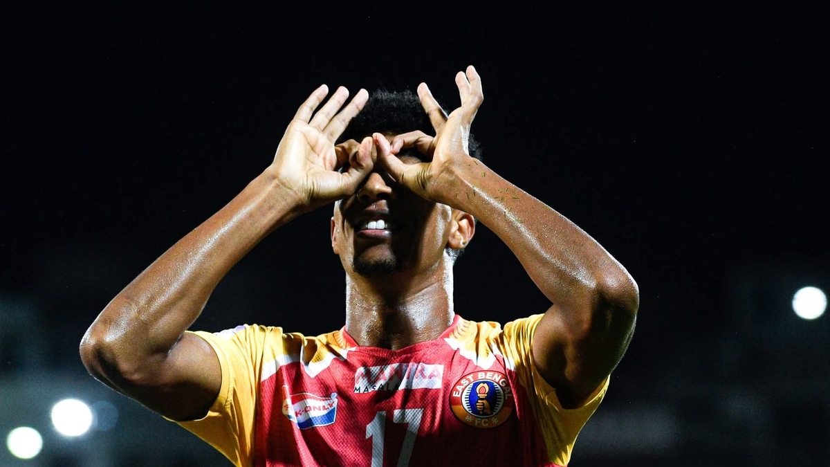 Mohun Bagan vs East Bengal Kolkata Derby in Durand Cup 2025 Quarter-final: Hamid Ahadad's injury forces Dimitri Diamantakos' substitution