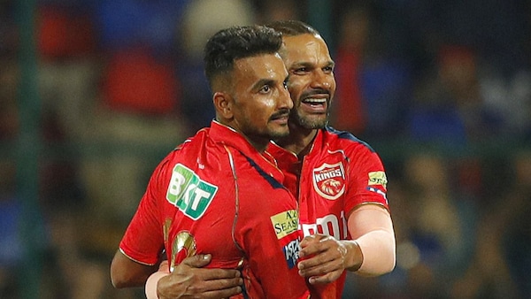 IPL 2024 - Fans question Harshal Patel's selection in PBKS squad? Pacer continues expensive spell
