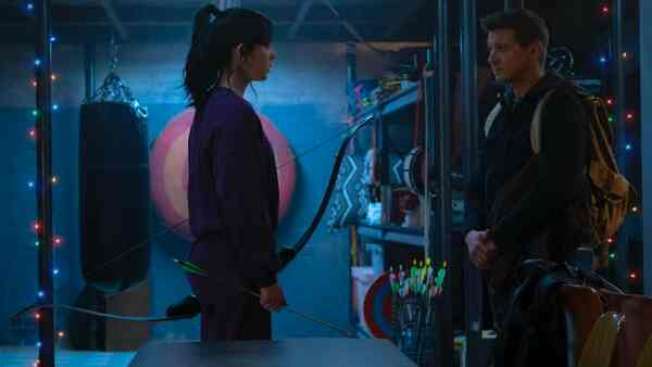 Hawkeye first look: Hailee Steinfeld joins Jeremy Renner as Kate Bishop in upcoming Marvel series