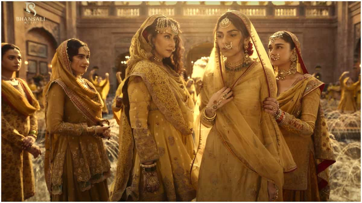 Sanjay Leela Bhansali’s magic meets Amir Khusro’s devotion – Dissecting ...