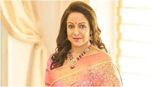 Hema Malini Birthday: From Dillagi to Johny Mera Naam, 5 movies to watch on Dream Girl's special day