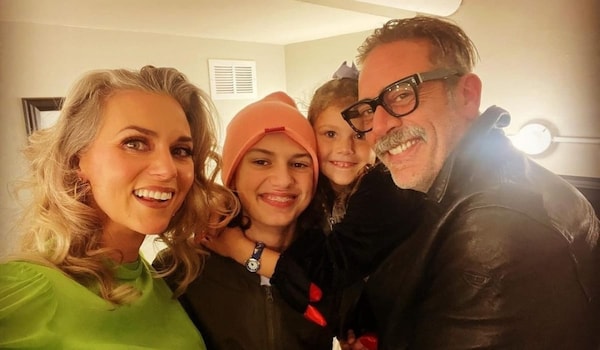 Hilarie Burton and Jeffrey Dean Morgan with family