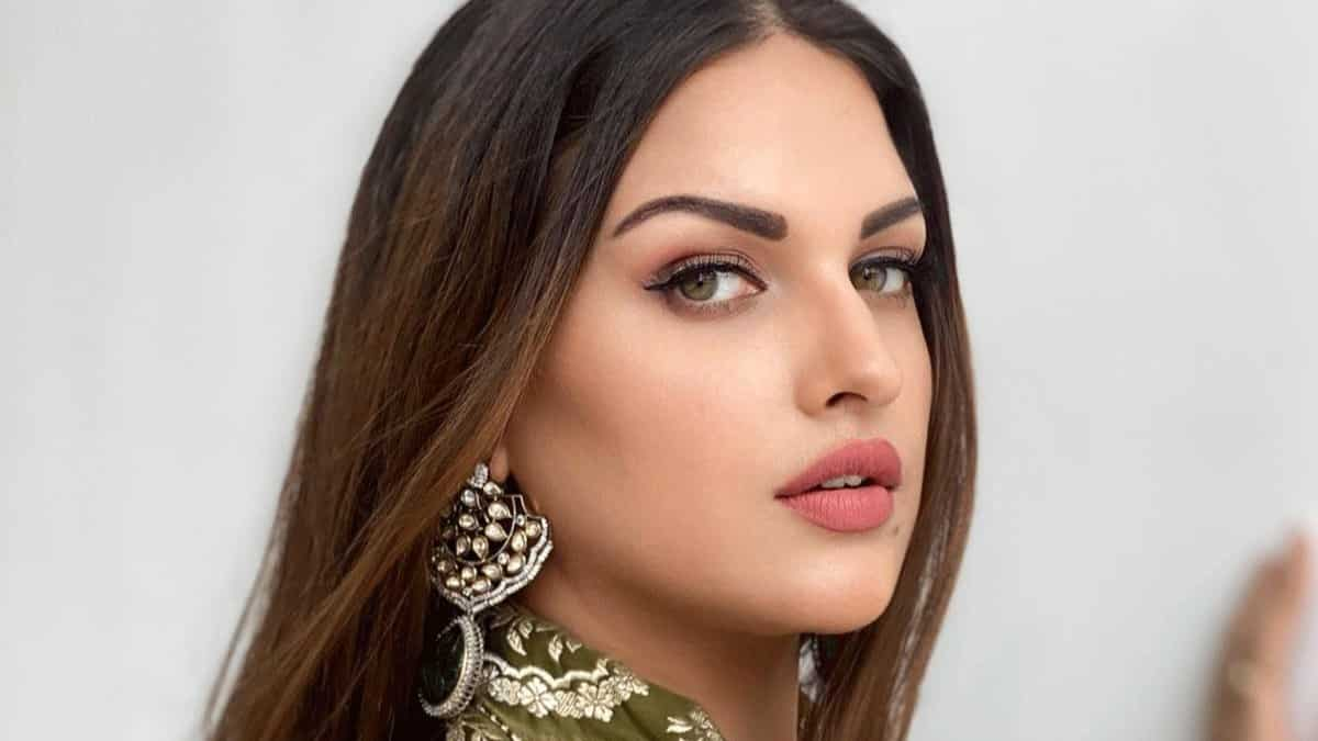 Not Shehnaaz Gill Himanshi Khurana Among Most Loved Punjabi Actresses 