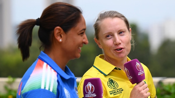 Harmanpreet Kaur and Alyssa Healy during the pre tournament show. Image | ICC