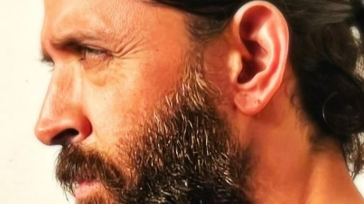 Vikram Vedha: Hrithik Roshan raises the temperature as he channels his inner Vedha – see pics