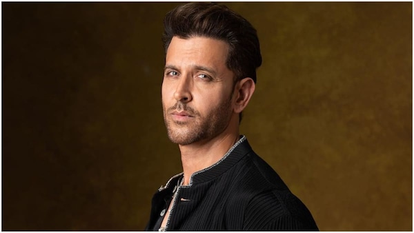 War 2: Hrithik Roshan shares a still from Italy leaving fans wanting for more