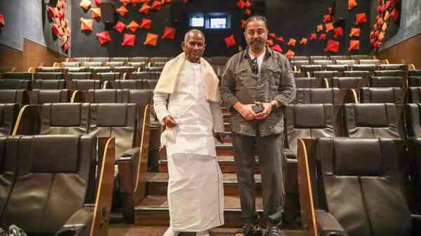 Ilaiyaraaja and Kamal Haasan watch K.G F: Chapter 2