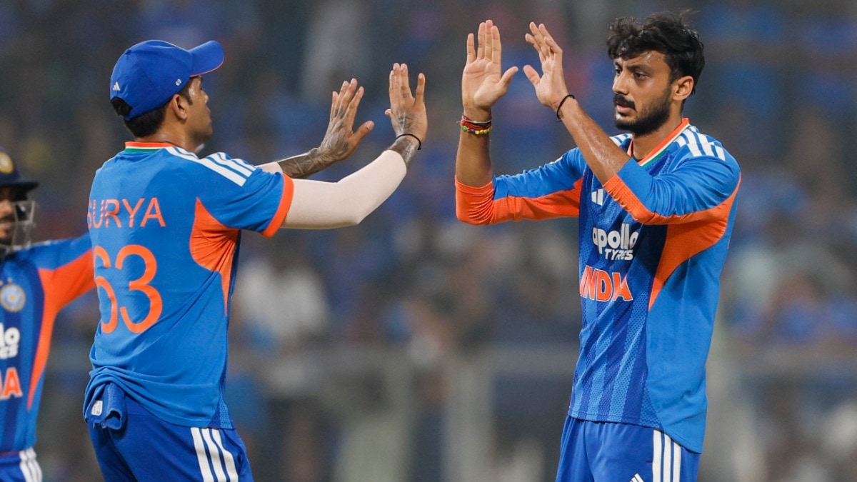 Watch: Axar Patel removes Finn Allen to give India early breakthrough in T20 World Cup 2026 final