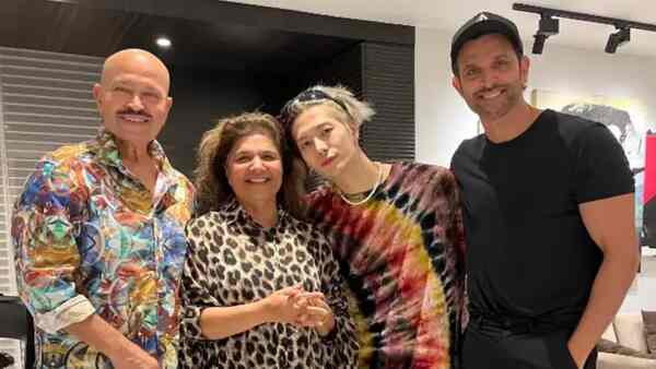 PICS: Hrithik Roshan, family host K-Pop star Jackson Wang at their family home