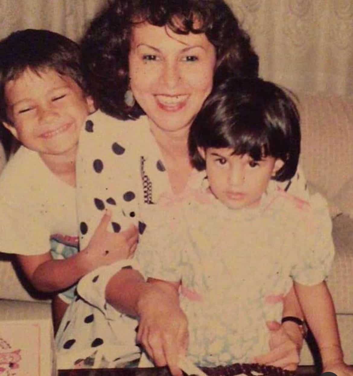 Jacqueline's childhood picture with her mom is adorable