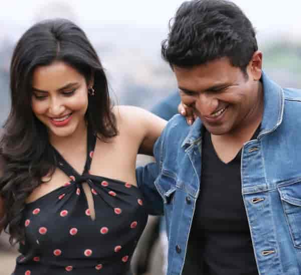 Priya Anand and Puneeth Rajkumar in James