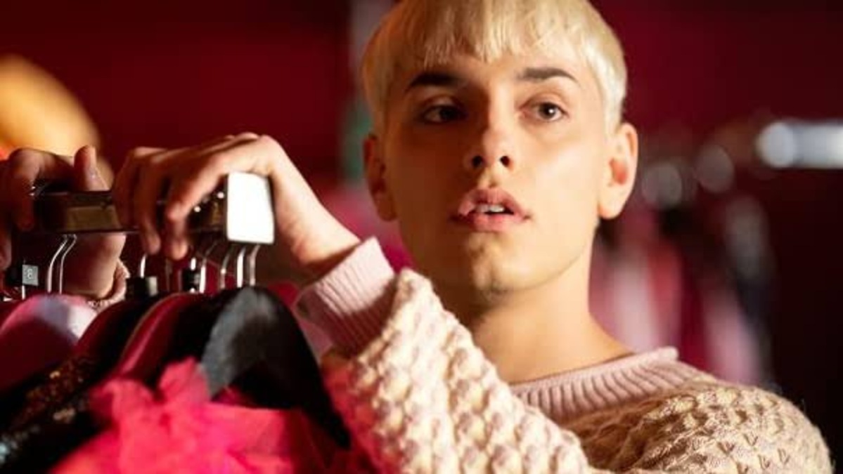 Everybody’s Talking About Jamie Trailer: A dazzling tale of a young man’s unconventional dream