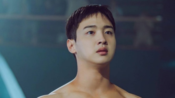 Jang Dong-yoon (Like Flowers in Sand)