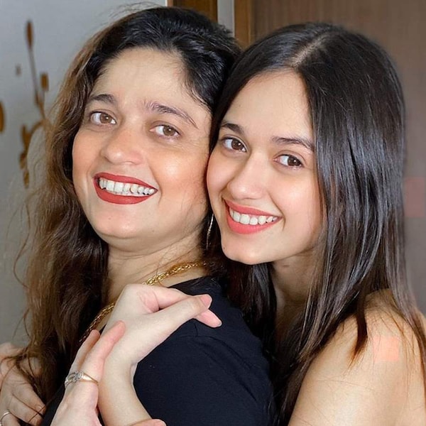 When Jannat shared the screen with her mother