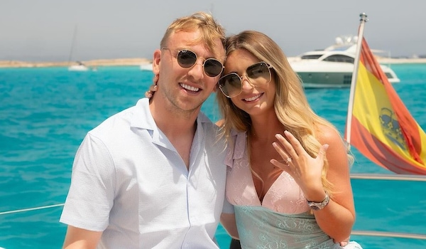 Jarrod Bowen & Dani Dyer. Image | X
