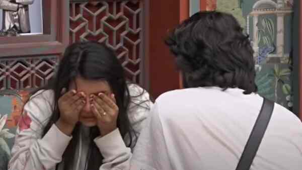 Bigg Boss Malayalam Season 6 Day 11 – Jasmin breaks down uncontrollably after this unexpected call…